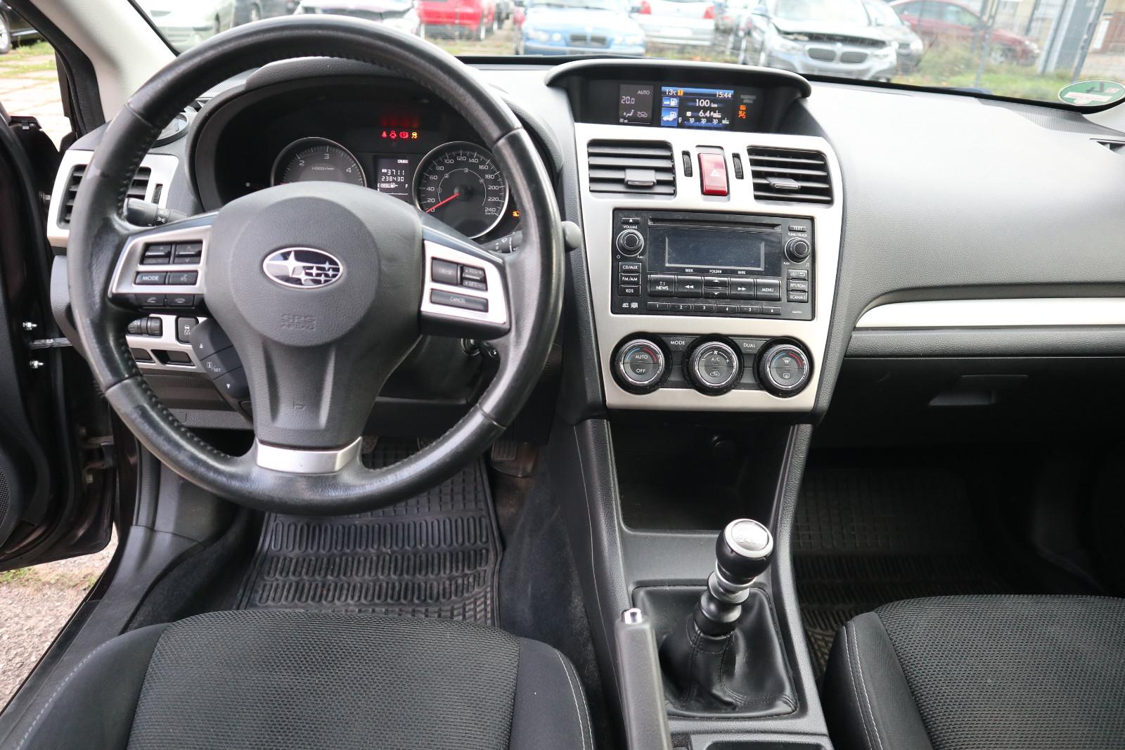 Subaru XV 2012 — photo 14