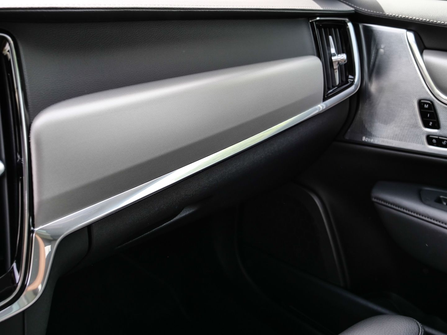 Volvo V90 Kombi Ultra Dark Recharge Plug-In Hybrid AWD foto 20