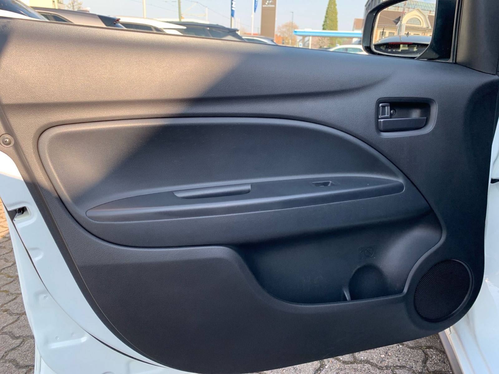 Fahrzeugabbildung Mitsubishi Space Star 1.0 EDITION Klima 1Hd