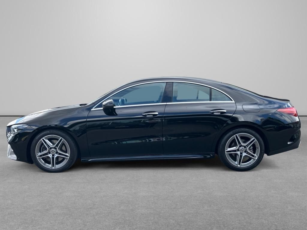Fahrzeugabbildung Mercedes-Benz CLA 220 d Coupé AMG*KEYLESS*KAMERA*LED*NAVI*AMBI