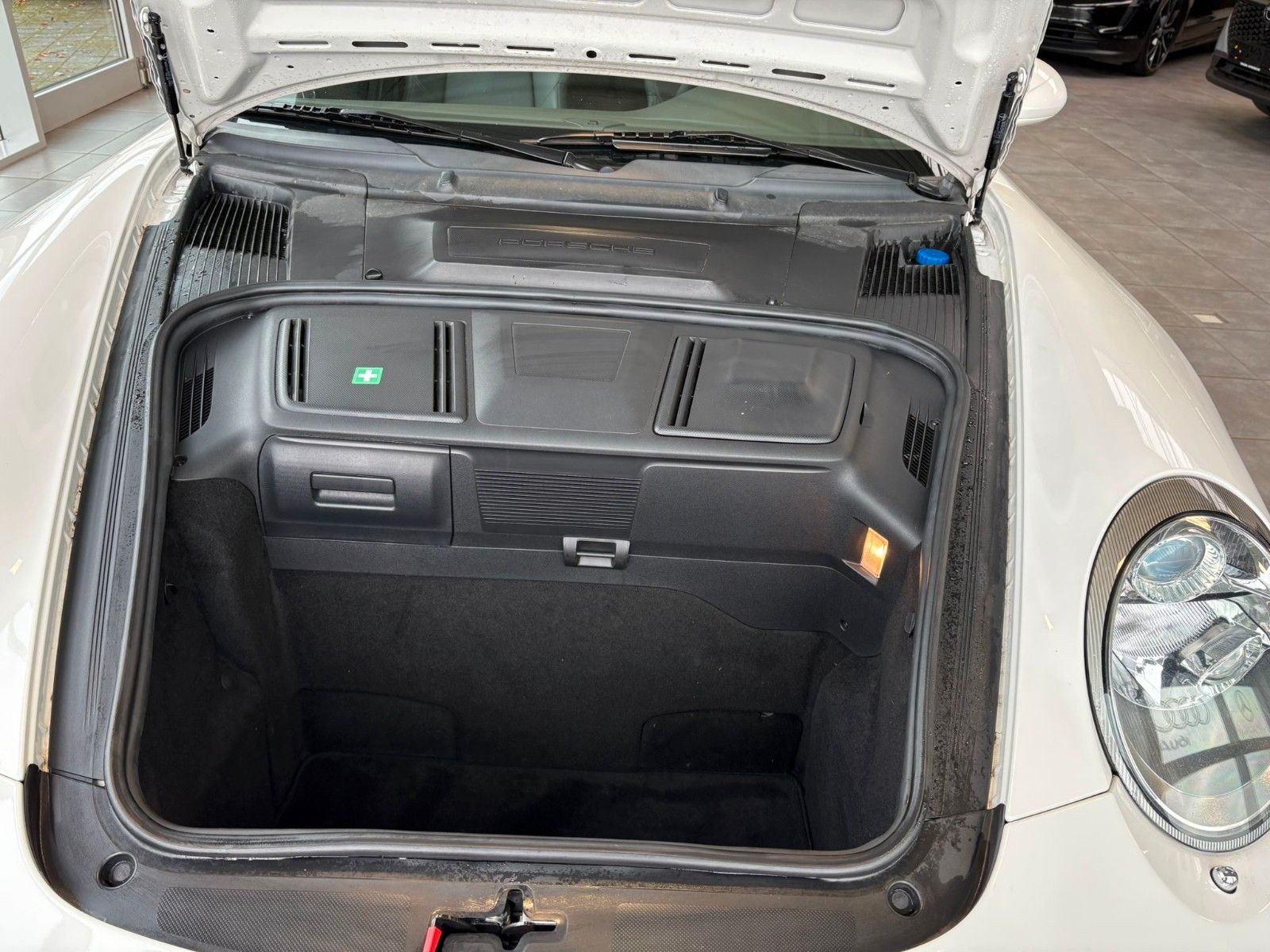 Fahrzeugabbildung Porsche 997 Carrera 4 S MKII Schalter 111 punkte check