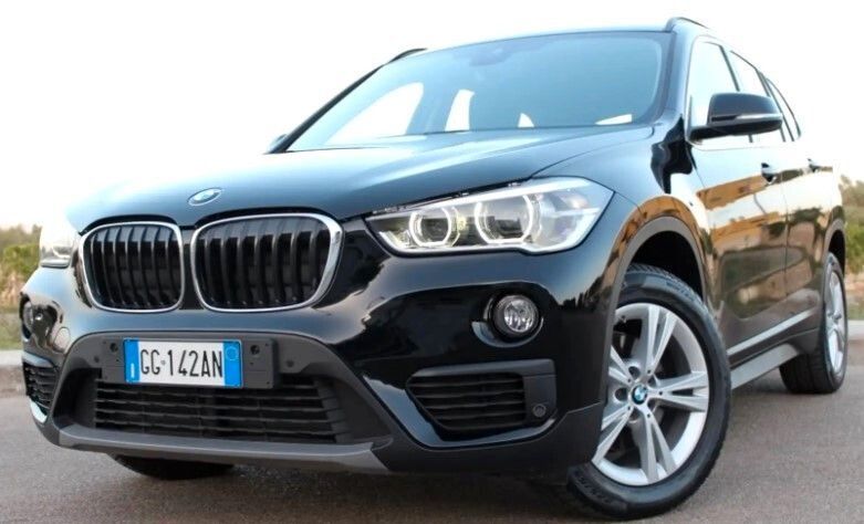 BMW Bmw X1 sDrive 18d Aut. *LUCI AMBIENTE