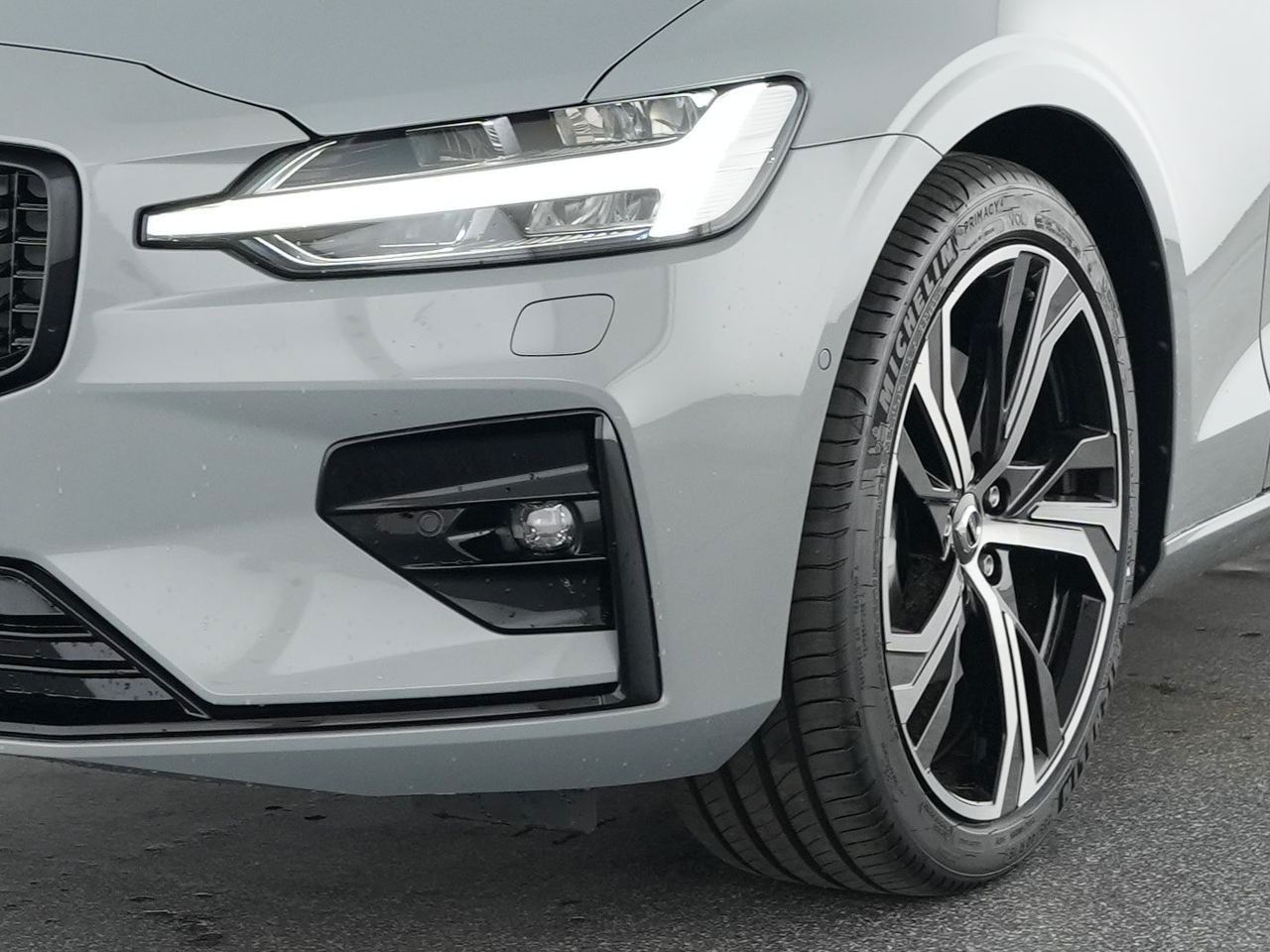 Volvo V60 Kombi Plus Dark foto 9