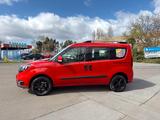 Fiat Doblo 1.4 16V LOUNGE (AHK*5xSITZER*NAVI*PDC*TEL) - Fiat Doblo Gebrauchtwagen