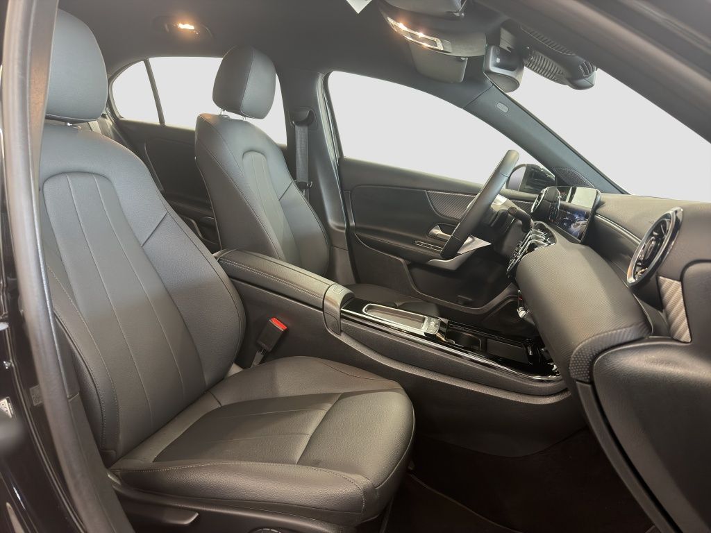 Fahrzeugabbildung Mercedes-Benz A 180 d Kompaktlimousine Progressive*Kamera*LED