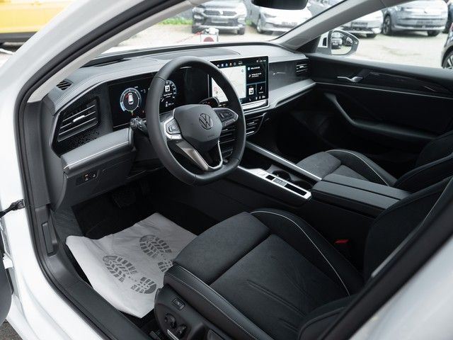 Passat Variant Business TDI DSG AHK 8-fach