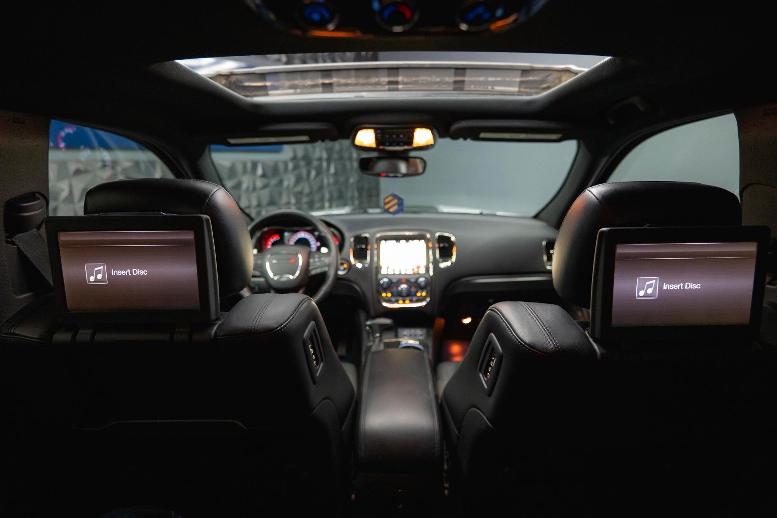 Fahrzeugabbildung Dodge Durango 5.7 V8 R/T 4x4 Night-Paket *7 Sitze*19%*