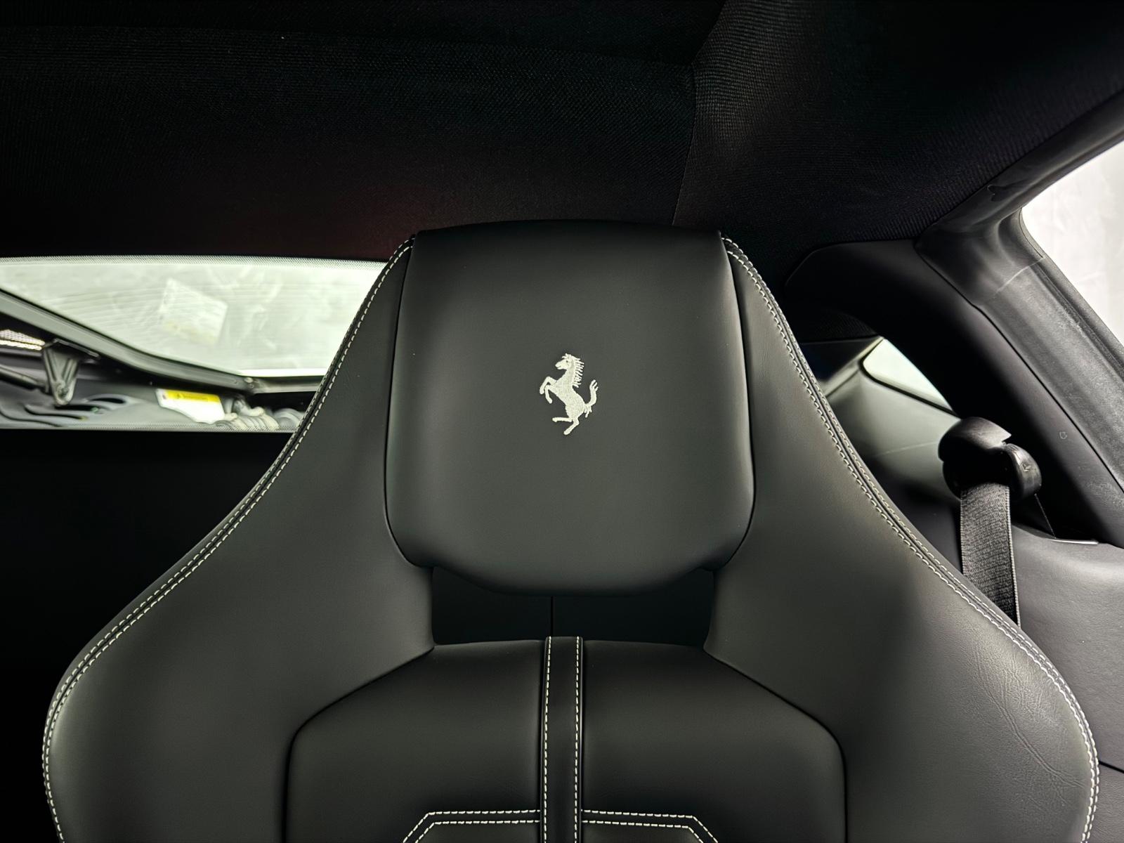 FERRARI 488 GTB CARBON RACING