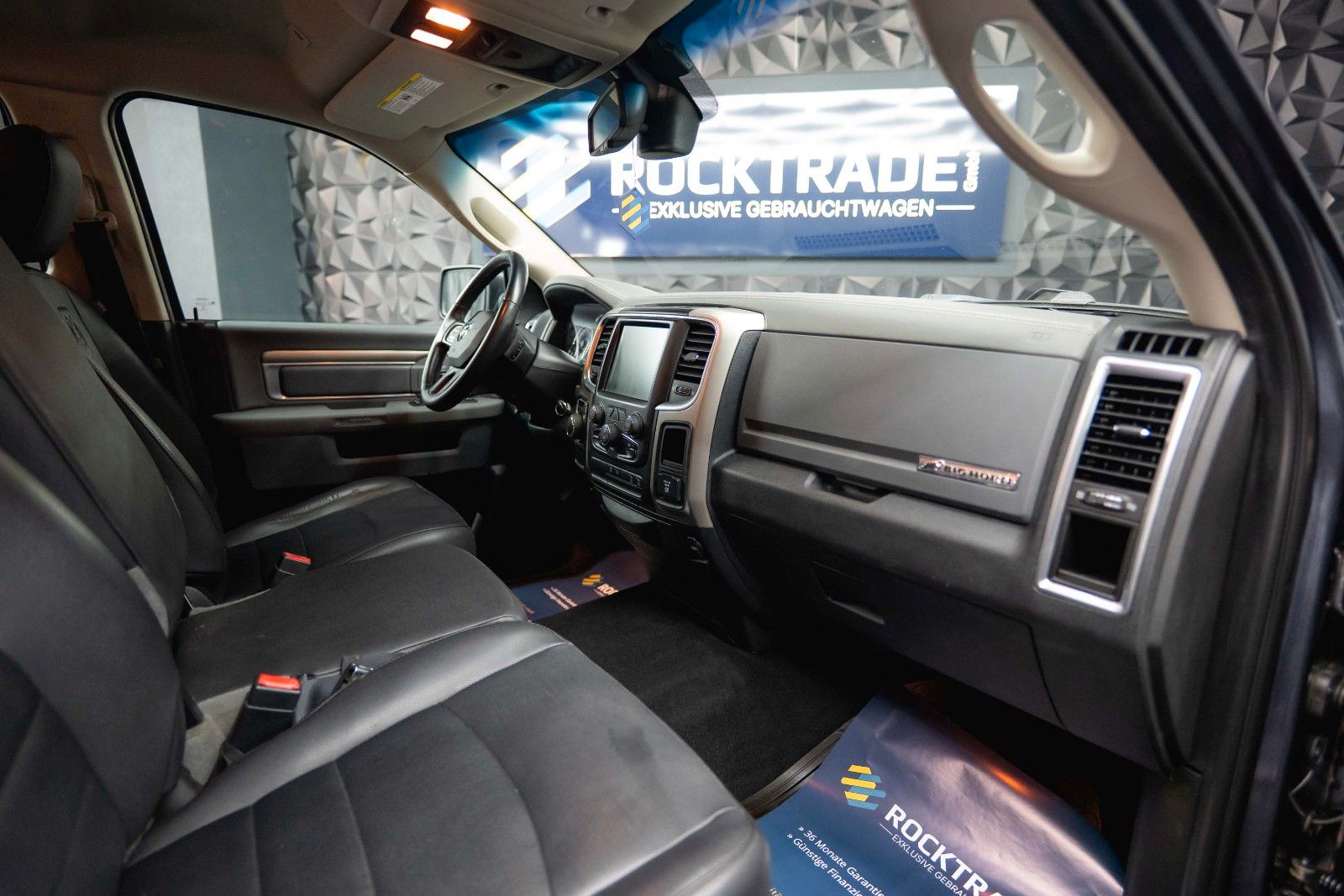Fahrzeugabbildung Dodge RAM 5.7 V8 HEMI LPG PRINS | LONGBED | 20 Zoll