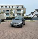 Mercedes-Benz A 160 ELEGANCE Autotronic Umbau auf Handfahrbetr - Mercedes-Benz A 160 in Karlsruhe