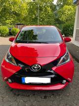 Toyota Aygo X-Play Touch | Navi | Rückfahrkamera - Toyota Aygo (X): Rot