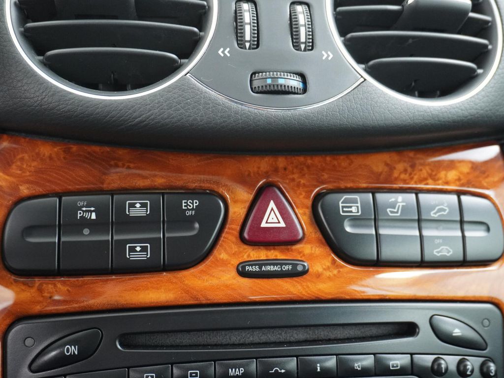 Mercedes-Benz CLK 240 Coupé Elegance Youngtimer Leder Comand n