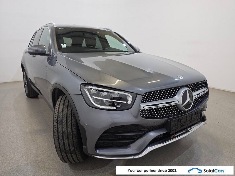 Mercedes-Benz GLC 300 e AMG 4Matic Aut. LED Navi-Pro 1/2 Spor imagem 3