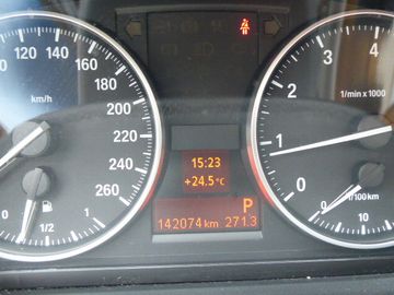 BMW 320 - 11
