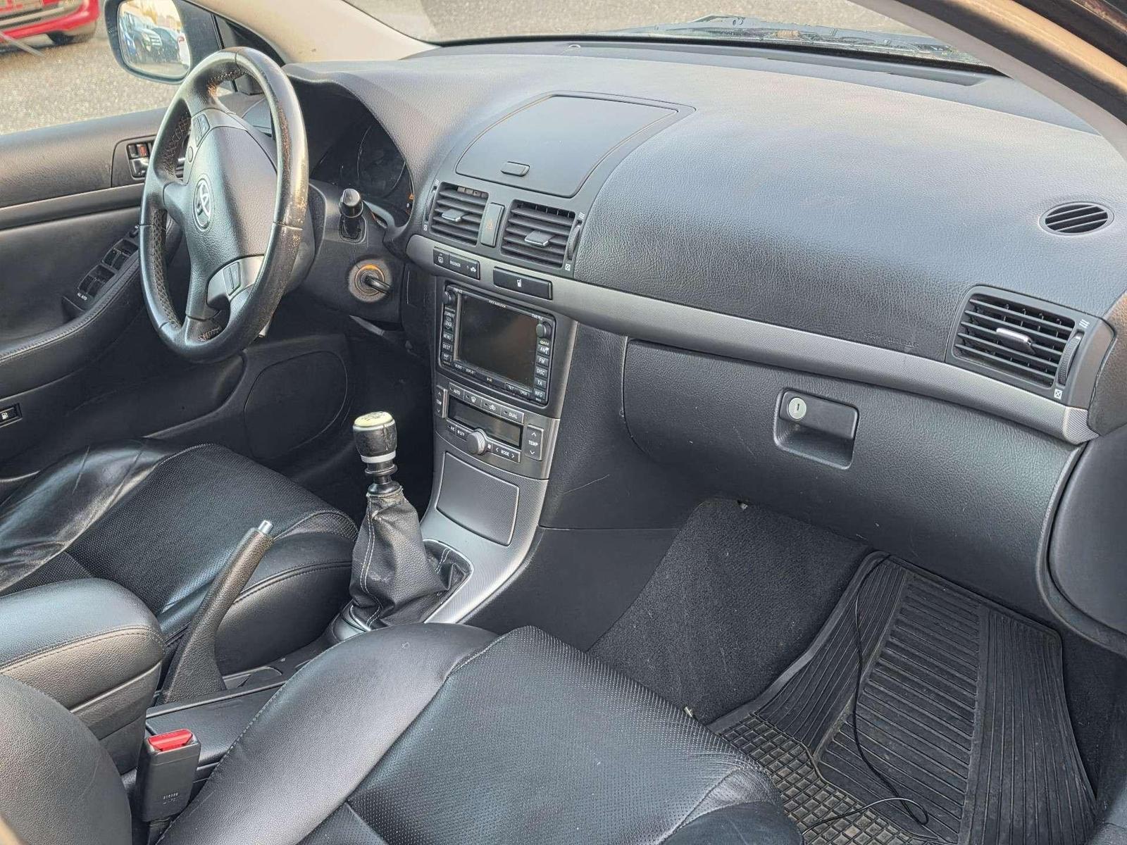 Toyota Avensis 2007 — photo 9