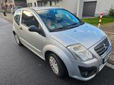 Citroën C2 1.1 Style  mit TÜV - silberne Citroën C2