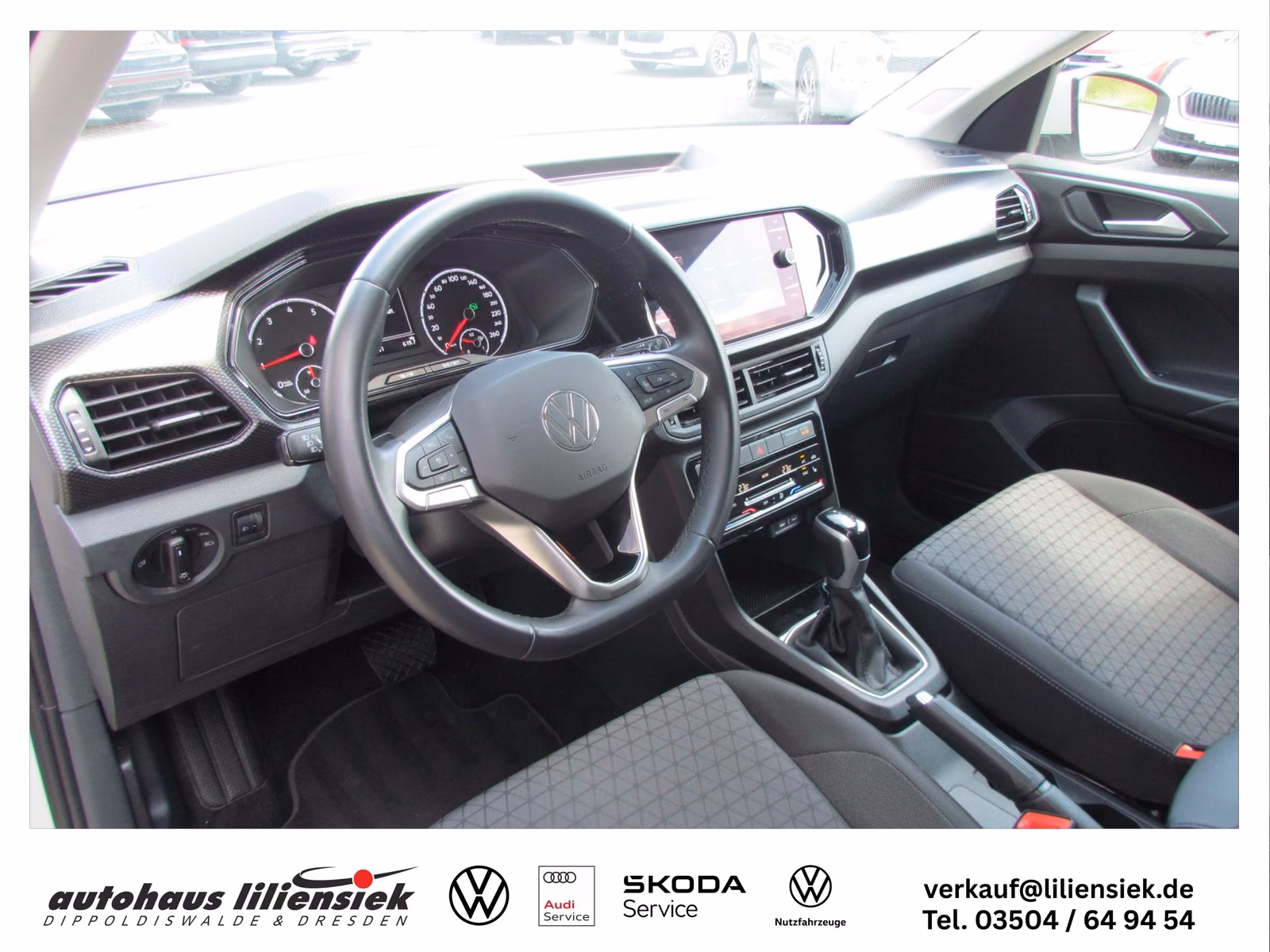Volkswagen T-Cross Life 1.0 l TSI OPF 81 kW (110 PS) 7-Gang, миниатюра 9