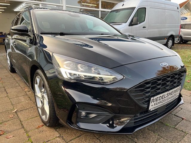 Ford Focus Turn. ST-LINE T-LEDER NAV KAM ACC SHZ PDC