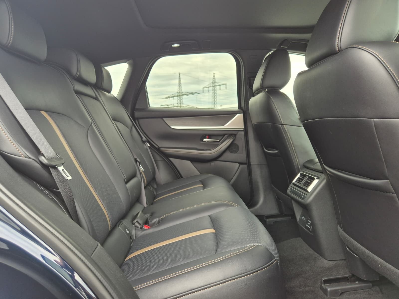 Fahrzeugabbildung Mazda CX-60 Homura+ AWD PANO*HUD*MATRIX*BOSE*360°MEMOR