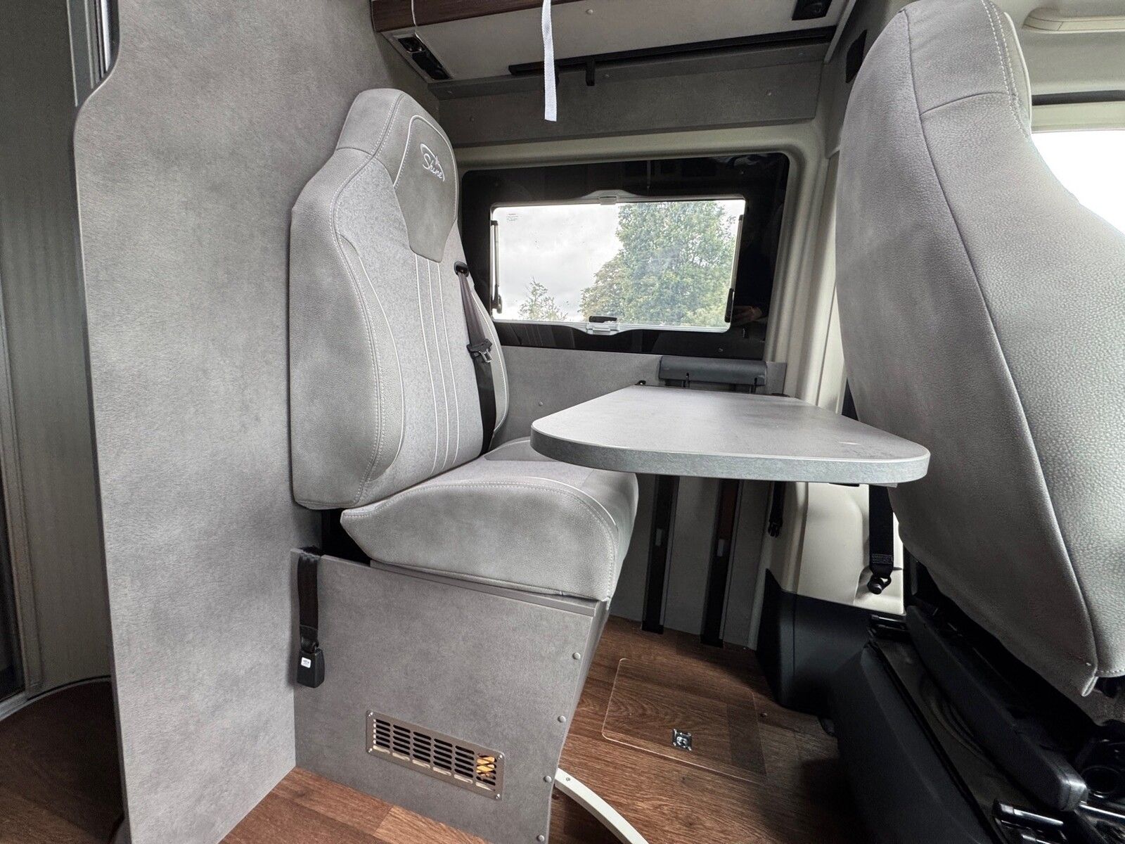 Fahrzeugabbildung Pössl Summit Shine 540 R Fiat 140 PS Markise, Solar