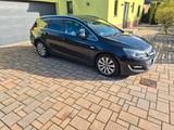 Opel Astra Sports T. 2.0 CDTI ecoFLEX Fahrradträger - Opel Astra: Fahrradträger