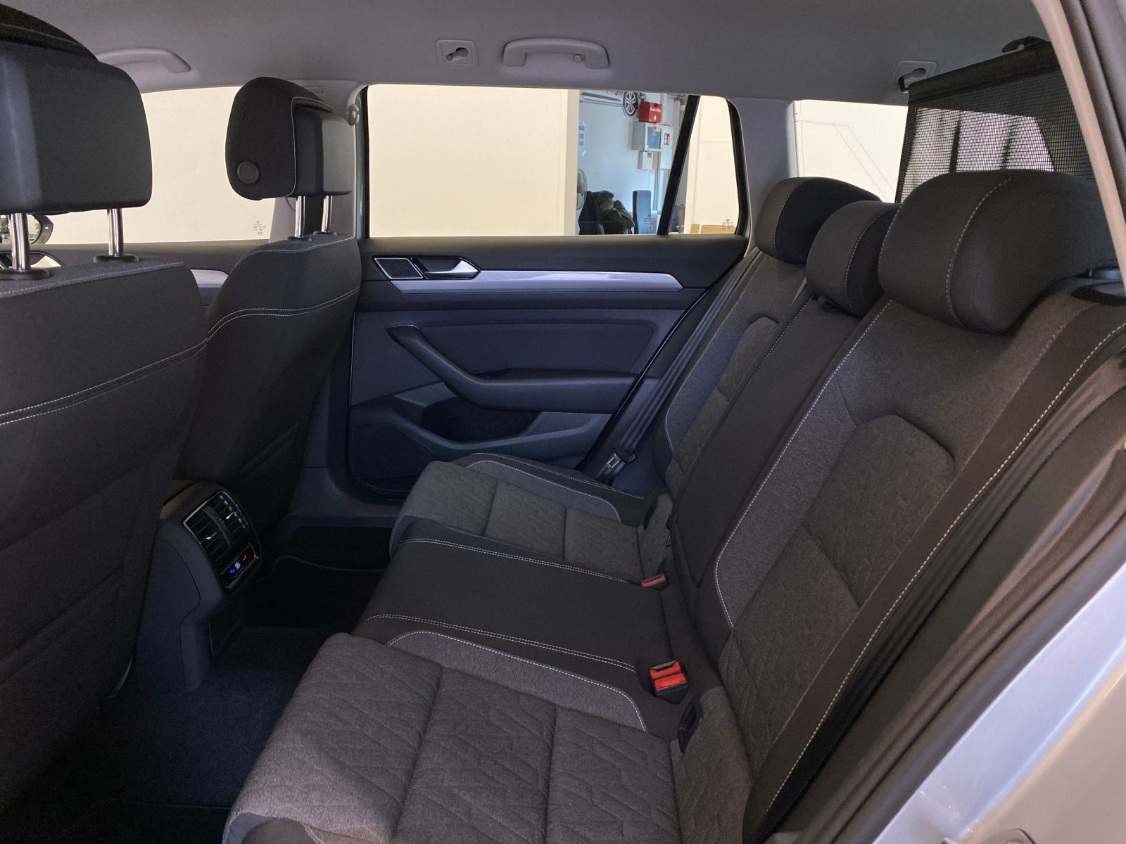 Volkswagen Passat - Bild 8