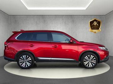 Mitsubishi Outlander - 10