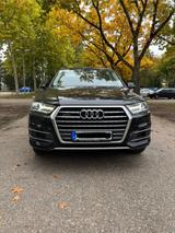 Audi Q7 3.0 TDI quattro tiptronic - - schwarze Audi Q7