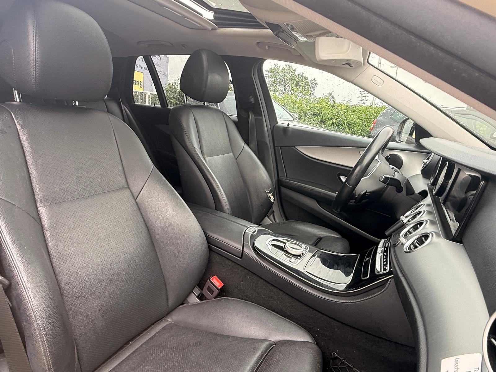 Mercedes-Benz E 220 E T-Modell    Vollfahrbereit