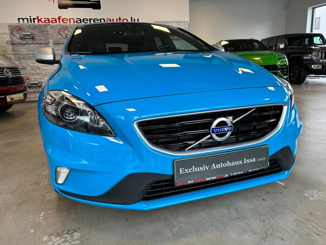 Volvo V40 Kinetic R-Design**NAVI**LEDER**SHZ**PDC**