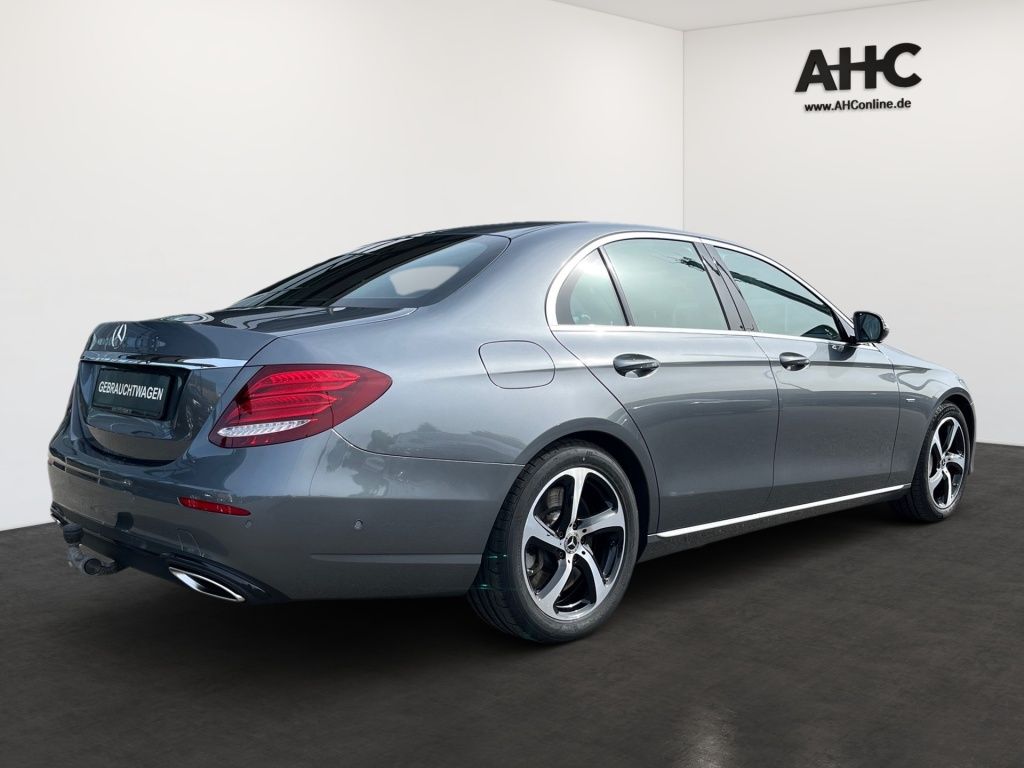 Fahrzeugabbildung Mercedes-Benz E 450 4M Avantg. AHK SDHZ ACC LED Schiebe. 360°