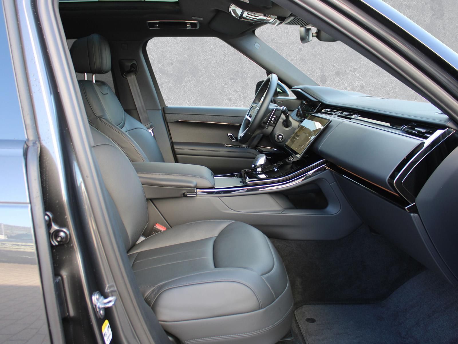 Fahrzeugabbildung Land Rover Range Rover Sport P460e Hybrid Dynamic SE