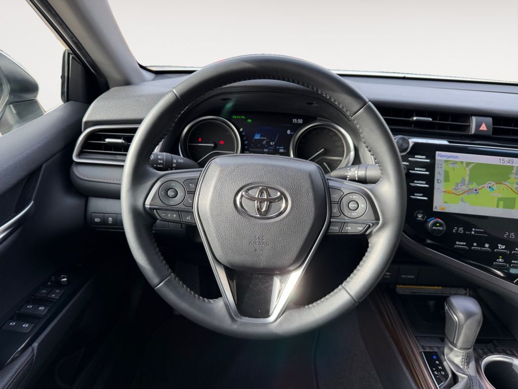 Fahrzeugabbildung Toyota Camry Executive