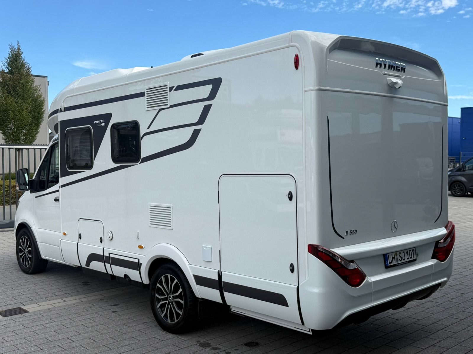 Fahrzeugabbildung HYMER / ERIBA / HYMERCAR BMC 550 T  White  Line