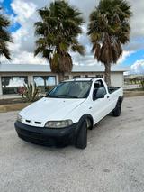 Fiat Strada 1.9 JTD Pick-up - Fiat Strada aus 2006