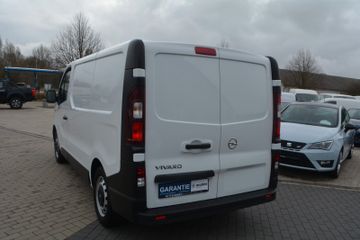 Opel Vivaro - 12
