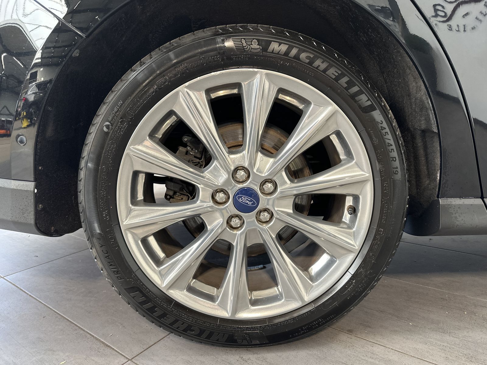 Fahrzeugabbildung Ford Galaxy 2.0 Bi-Turbo 7-Sitzer NAV+LED+PANO+KAMERA