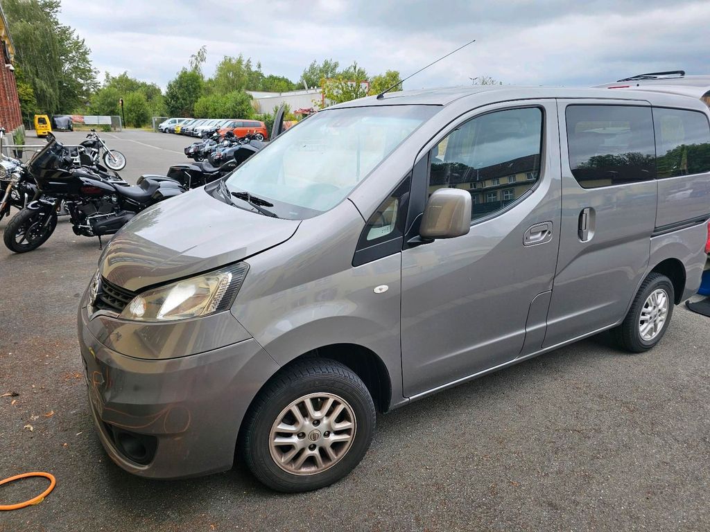 Image of Nissan e-NV200