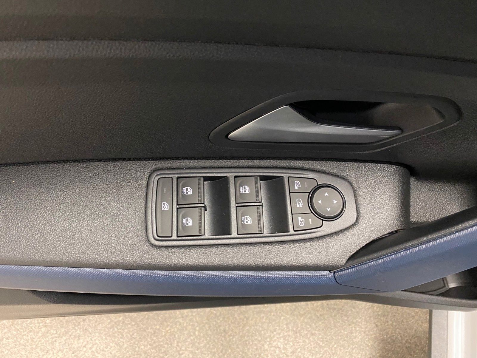 Fahrzeugabbildung Dacia Duster TCe 130 Journey+NAVI+KAMERA+18"+GARANTIE+