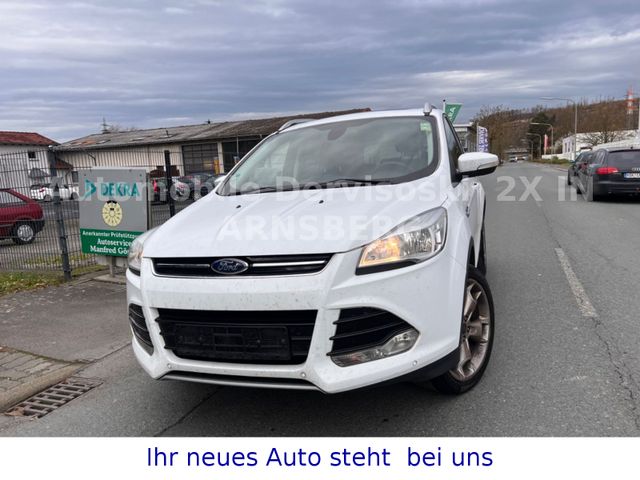 Ford Kuga Titanium*Automatik*Pano*R-Cam*Shz*