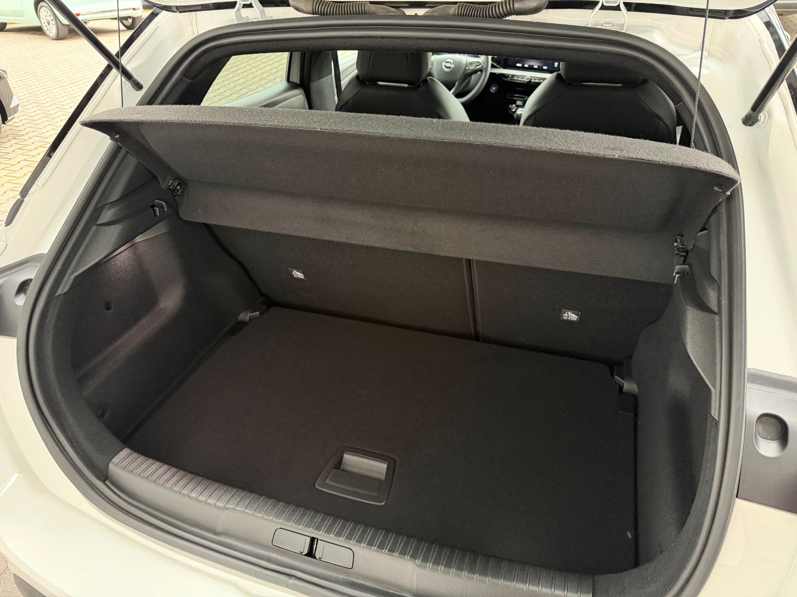 Fahrzeugabbildung Opel Mokka Ultimate 136 PS Matrix/Kamera/AHK!