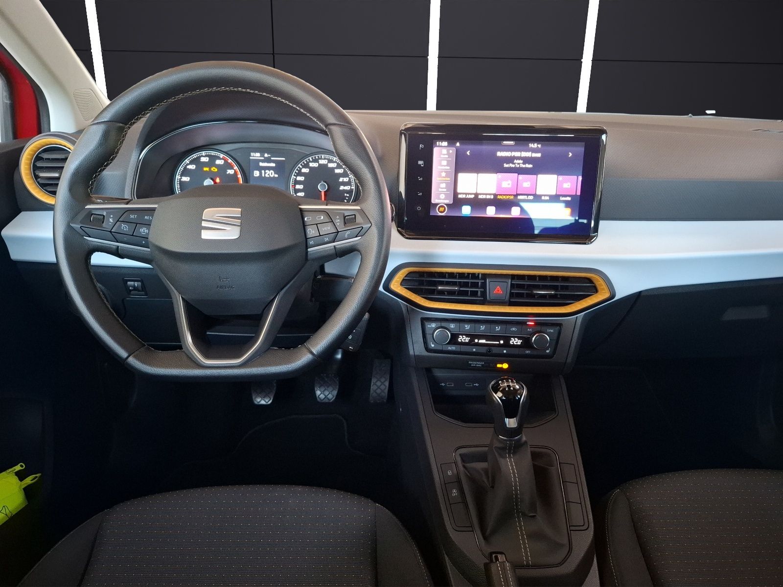 Fahrzeugabbildung SEAT Ibiza TSI Style LED Navi Climatronic GRA SHZ LM
