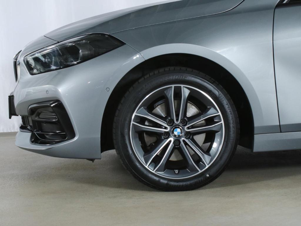 BMW 118 i Sport Line LED Navi Sportsitze LenkHZG, миниатюра 12