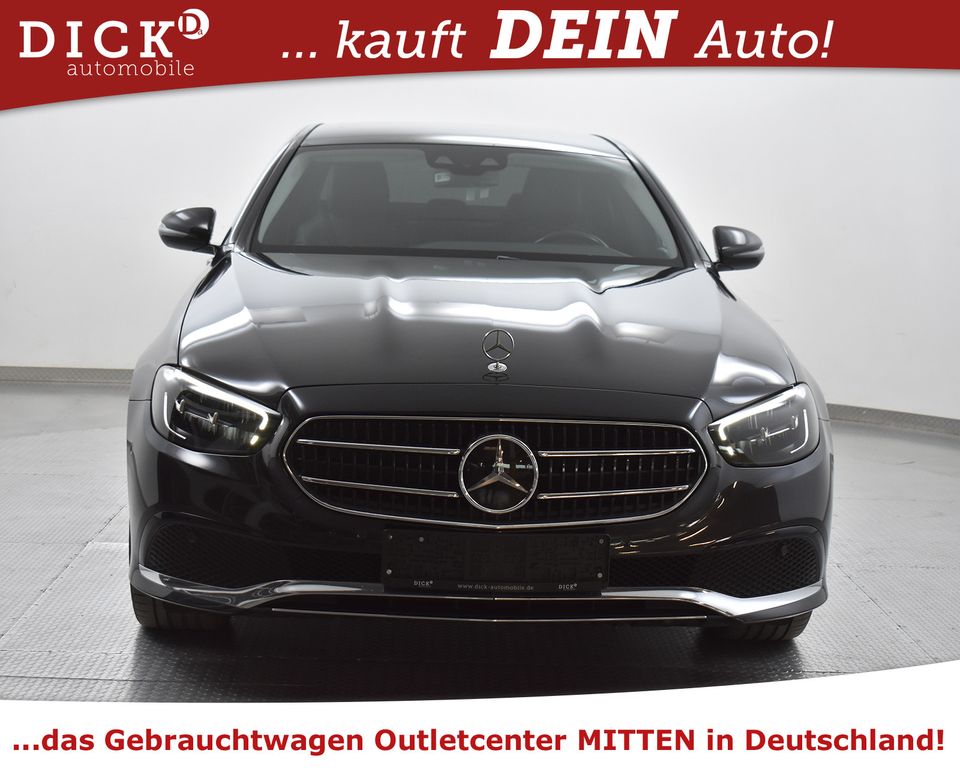 Mercedes-Benz E 300 de Avantg FACELIFT WIDESC+KAMER+STANDHZ+AHK