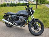 Moto Guzzi V7 II Stone - MOTO GUZZI MOTORRAD V7