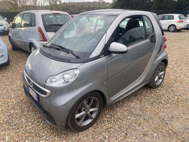 Smart ForTwo 1000 52 kW MHD coupé pure