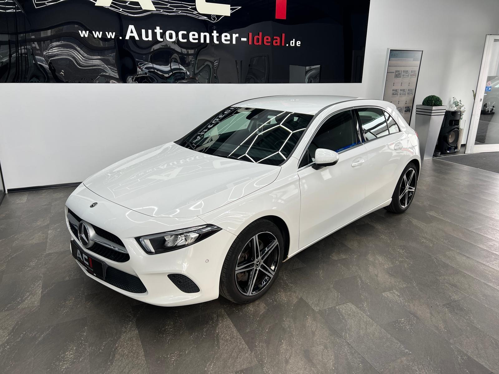 Mercedes-Benz A 250 4Matic Progressive AHK, LED, Premium Paket