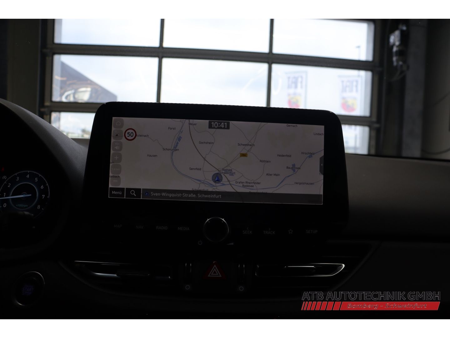 Fahrzeugabbildung Hyundai i30 Kombi Advantage 1.5 T-GDi 48V DCT