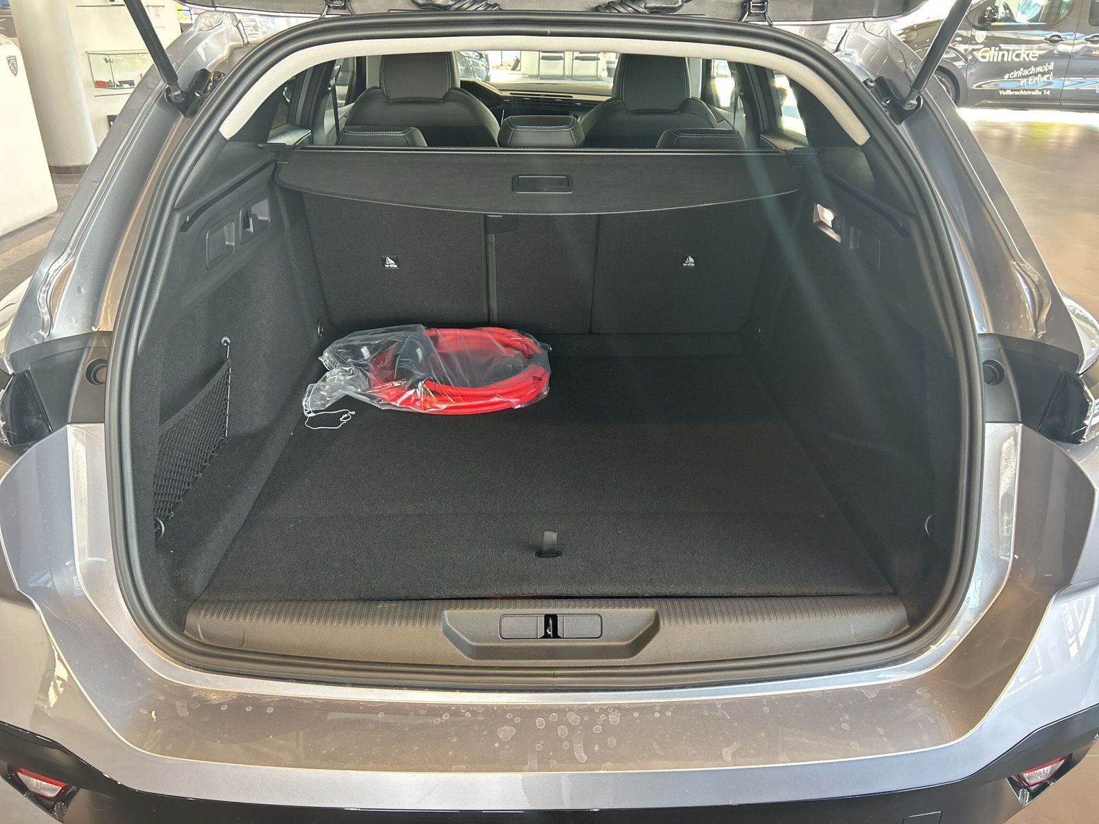 Peugeot 308 - Bild 7