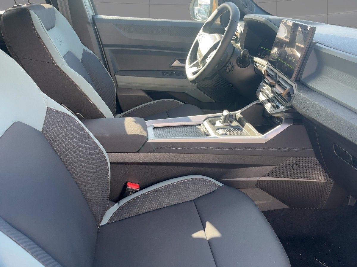 Fahrzeugabbildung Dacia Bigster Hybrid 155 Extreme